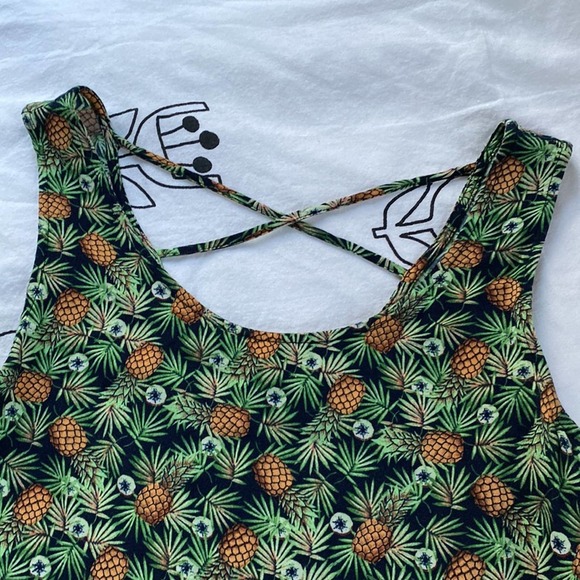 MINE Pineapple Green Tank Top Size S - Picture 4 of 7